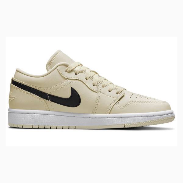 Nike Low Creamy Coconut Milk Spor Ayakkabı Air Jordan 1 Kadın Krema Siyah | JD-654HQ