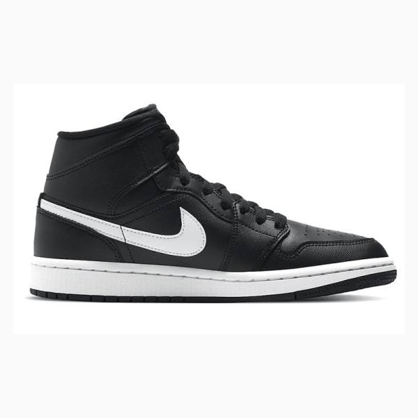 Nike Mid Cut Basketbol Ayakkabısı Air Jordan 1 Kadın Siyah Beyaz | JD-987BN