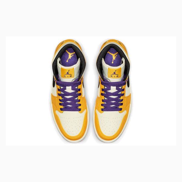 Nike Mid Cut SE Basketbol Ayakkabısı Air Jordan 1 Erkek Altın | JD-468GI