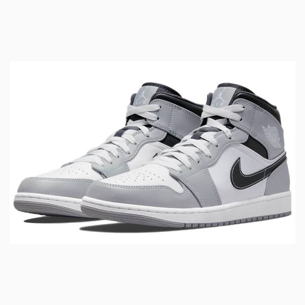 Nike Mid Cut Smoke Basketbol Ayakkabısı Air Jordan 1 Erkek Gri Beyaz Siyah | JD-834EM