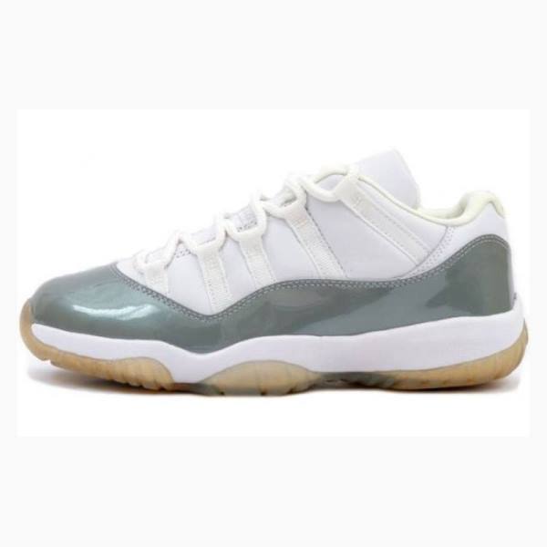 Nike Retro Low Metallic 2001 Spor Ayakkabı Air Jordan 11 Kadın Beyaz Gümüş | JD-367GU